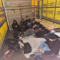 Policija u Beogradu i Subotici uhapsila devetoro zbog krijumčarenja migranata
