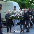 Tri godine od masovnog ubistva u OŠ "Vladislav Ribnikar" – porodice i građani odaju poštu