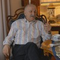 "Tu pesmu smo celog života slušali na putu za more, uz nju smo se i rastali": Sin Bate Živojinovića o poslednjim danima svog…