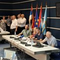 Komisija za planove odbila prigovore na izgradnju „Novog Sada na vodi“: Građani i aktivisti pravili buku pa napustili salu