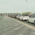 АМСС: На Батровцима задржавања око сат приликом излаза из Србије