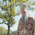 "Pobedili su strpljenjem, istinom i velikom ljubavlju prema otadžbini": Moćne reči mitropolita Joanikija o studentima u Srbiji…