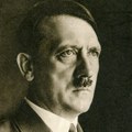 DW: Hitlerov pozdrav i kukasti krst u nemačkim školama