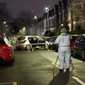 Muškarac bacio "korozivnu supstancu" u Londonu, među povređenima žena i njene ćerke