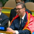 "Svaki put ću da je nosim!" Vučić o zastavi u UN - Vidim da nekim drugima smeta naša zastava, srećan sam što sam se setio…