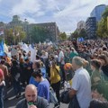 I Vranjanci na protestu sa više od 6.000 prosvetara u Beogradu FOTO