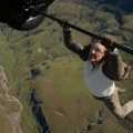 Kako Tom Kruz prkosi gravitaciji u filmovima? Pre opasnih snimanja uvek radi jednu stvar
