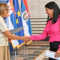 Maja Gojković uručila ugovore poljoprivrednicima – podrška od 550 miliona dinara za nabavku mašina i opreme