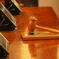 Od četvorice okrivljenih za kidnapovanje u sremskoj kamenici, na optuženičkoj klupi samo jedan Delimično priznao učešće u…