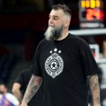 Ratko Varda svirnuo motociklisti, ovaj ga napao i izvadio baklju: Kad je video ko je ispod kacige, šokirao se!