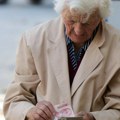 Kako pomoći najstarijima: Socijalne penzije nužne, ali samo za istinski ugrožene