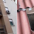 Džak smeća sa terase probio krov i umalo pogodio čoveka u glavu: Bahate komšije iz pakla u Borči (video)