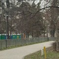 Manji deo Pionirskog parka u centru Beograda očišćen od šatora pristalica vlasti