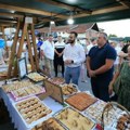 Stragari oživeli uz šljivu, muziku i tradiciju