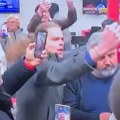 Građani ušli u studio TV Informer, Vučićević tražio pomoć od predstavnika studentske liste