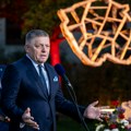 Fico dočekan zvižducima i ruskom himnom
