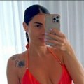 "Stavila sam grudi pre 20 godina" Pevačica pokazala silikone, sad izgledaju ovako! Otkrila da li će da ih vadi