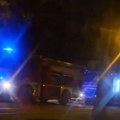 Baka, deka i unuci umakli vatrenoj stihiji, noćna drama u Gandijevoj: Planulo iz njihovog stana, a onda su svi iz ulaza u…