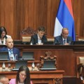 Ivanović (NPS) pitao kada će sednica o nepoverenju Vladi, a Brnabić ko će njoj da ispuni želje