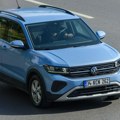 Volkswagen prvi put ugradio puni hibrid u Golf i T-Roc: poznate i cene