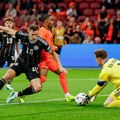Holandija pred dolazak u Beograd odigrala nerešeno protiv Nemačke: Buran derbi odigran u Amsterdamu