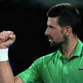Uživo: Novak izgubio prvi set – ali ima brejk u drugom!