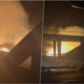 Buktinja kod stare pazove Gori rastinje pored auto-puta, crni dim kulja na sve strane (video)
