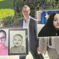 Zar se ne bojite boga?! Na svu našu patnju i bol, izmišljate da je sve montirano i dolazite nasmejani! Majke beba za čiju…