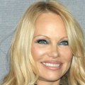 ''Zaljubljen sam u nju'' Oglasio se glumac za kog se šuška da je u vezi sa Pamelom Anderson