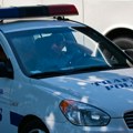 Otac monstrum držao dete kao taoca: Spustio trogodišnju ćerkicu kroz prozor i pretio klanjem (Uznemirujući video)
