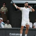 (Video) Đoković na svečanom otvaranju u BiH napravio šou: Tenis, pesma i smeh pred hiljadama navijača