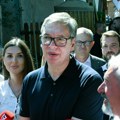 Vučić najavio veće plate od 15 do 20 odsto za lekare u ruralnim sredinama