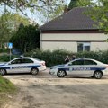 Mladić uhapšen nakon više napada, povređeno sedam policajaca i oštećena četiri vozila
