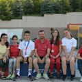 Atletičari Proletera Ognjen Popov i Petra Dimitrijević okitili se medaljama