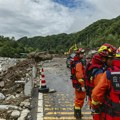 Nove žrtve poplava i odrona u Kini, evakuisane desetine hiljada ljudi