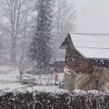 Beli se Zlatibor: Pao sneg do 10 cm, kao da je decembar: Očekuju se padavine i u ovim delovima Srbije (video)