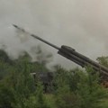 Pogođen ukrajinski konvoj: Ruske snage napale mete u Krivom Rogu i Harkovu (video)
