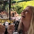 (Foto) Dea Đurđević ne skida osmeh pored ovog muškarca: Nakon raskida nazdravlja: "To je lek"