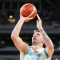 Kakav maler pred eurobasket! Povredio se Luka Dončić - sa bolnom grimasom napustio teren
