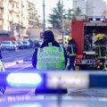 Teška saobraćajka na čeneju! Auto sleteo s puta, prevrnuo se i zapalio, vozač spasen u poslednji čas! (foto)