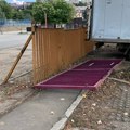 Direktorka škole na Čukarici: "Učenica je dobro, kapija mogla da padne samo ako je izmeštena iz ležišta