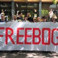 Protest u Novom Sadu, zahtev da se pritvorenom studentu omogući da se brani sa slobode