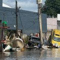 U poplavama u Meksiku poginulo najmanje 27 ljudi