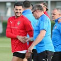 Ti heroj nikad nisi bio opraštam ti to, jer izdajice vole sebe jedino: Nemanja Radonjić ispratio Piksija u Japan!