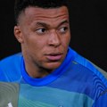 Mbape negira da je Real pregledao pogrešno koleno posle njegove povrede