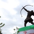 Tramp nagoveštava "dodatne radove" u Iranu: Teheran: Ne popuštamo pred pretnjama
