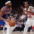Rajakovićev Toronto deklasirao Njujork sa 50 poena razlike, Golden Stejt slavio protiv Lejkersa