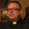Vijagra parti u Poljskoj: Uhapšen katolički sveštenik zbog organizovanja orgija
