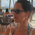 Lice žene koju ništa ne dotiče: Dok se Švajni valja u pesku sa plavušom, Ana Ivanović pokazala sa kim je na plaži