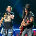 "Ljudi, Gansi, to je rok spektakl, to je ludilo" Guns N' Roses na Ušću: Desetine hiljada spremno za nastup čuvenog benda